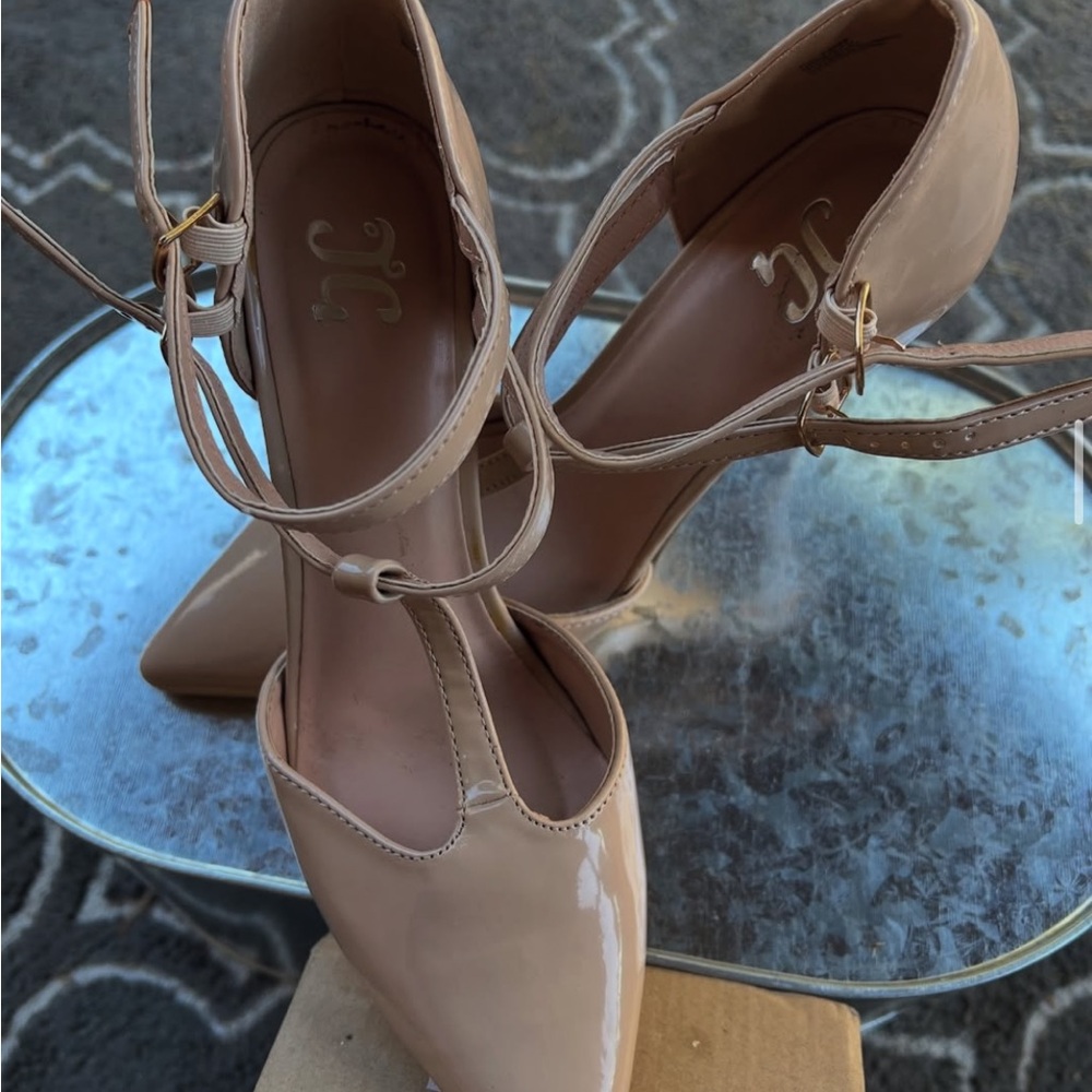 Elegant Tan Women's Shoes